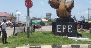 Read more about the article Epe Lagos – Tadese Faforiji – Why I Don’t Like Taking Pictures with Sculptures and Statues