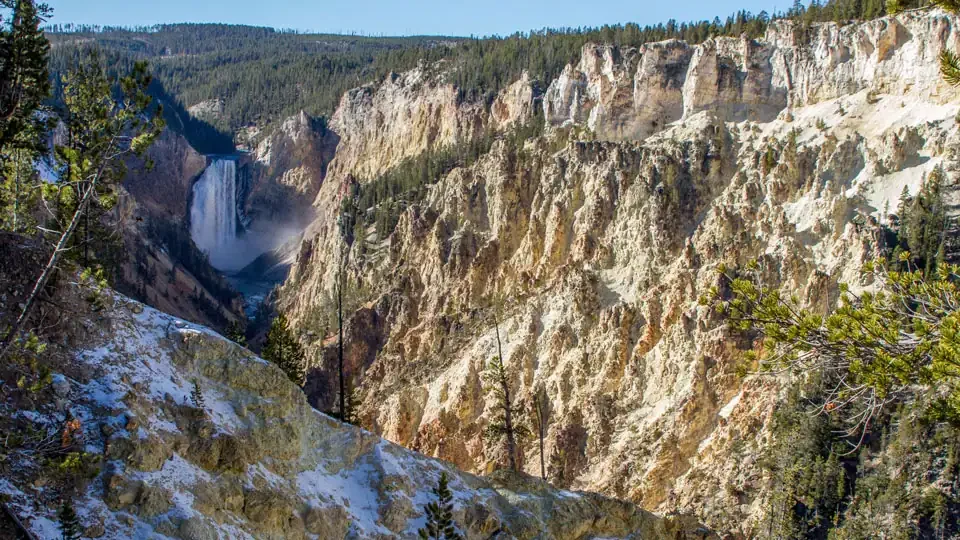 Read more about the article Best hikes in Yellowstone National Park
